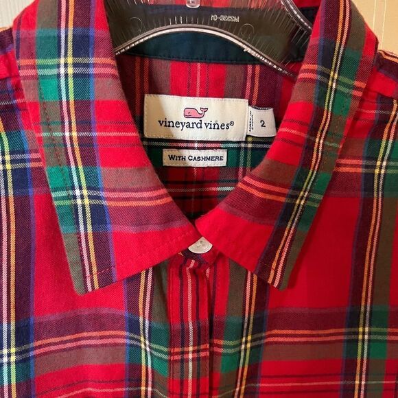 NWT Women's Vineyard Vines Classic Button Down Jolly Plaid Shirt Top Blouse 2 - Picture 2 of 3
